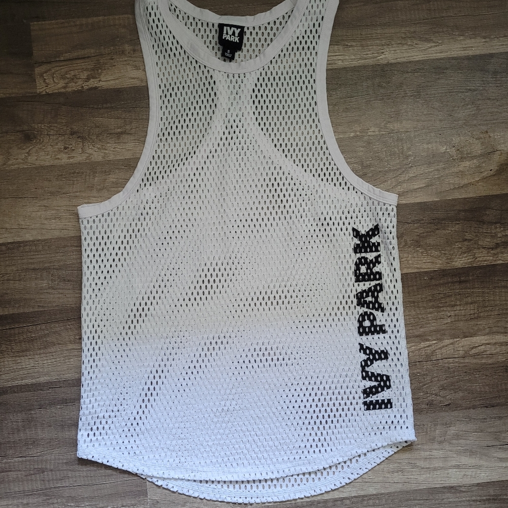 Ivy Park Mesh Tank w Dolphin Hem